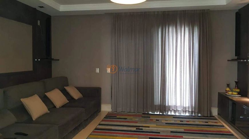 Imponente residência de luxo em condomínio de alto padrão em Campinas-SP: 5 quartos, 5 suítes, 4 sal