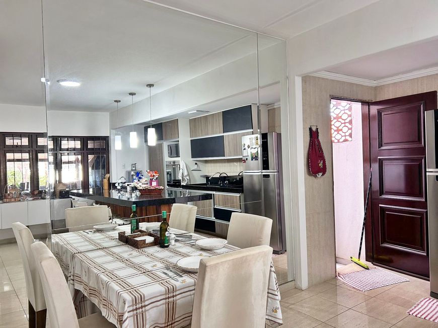 Casa para venda com 3 quartos em Vila Nogueira - Campinas - SP