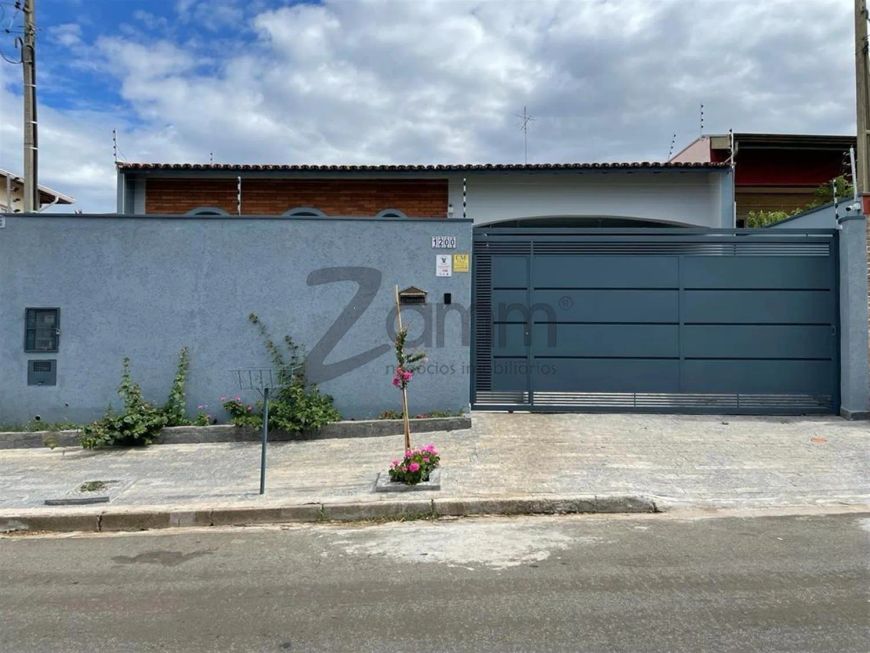 Casa à venda no Jardim Bela Vista, Campinas/SP. Excelente casa térrea com 4 dormitórios, 2 suítes, (