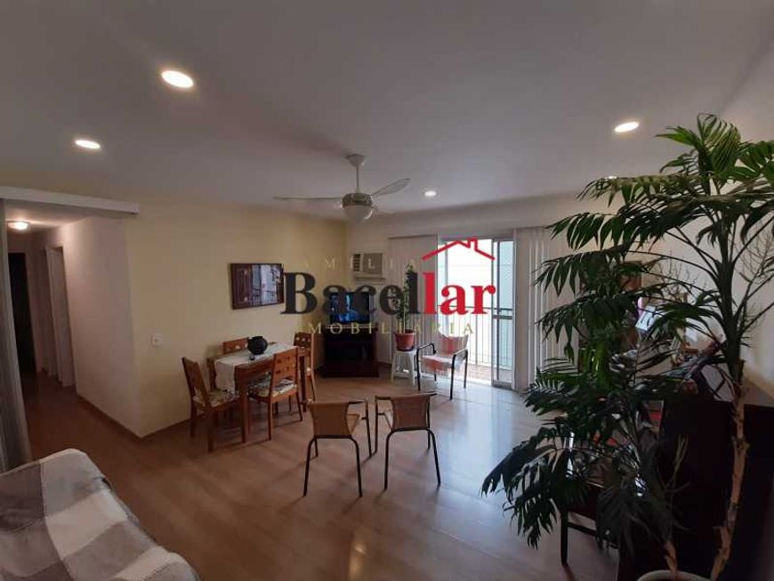 Apartamento - / Residencial / Vila Isabel