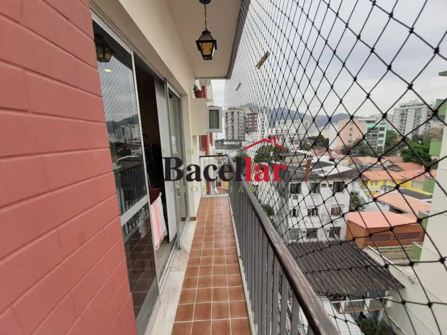 Apartamento - / Residencial / Vila Isabel