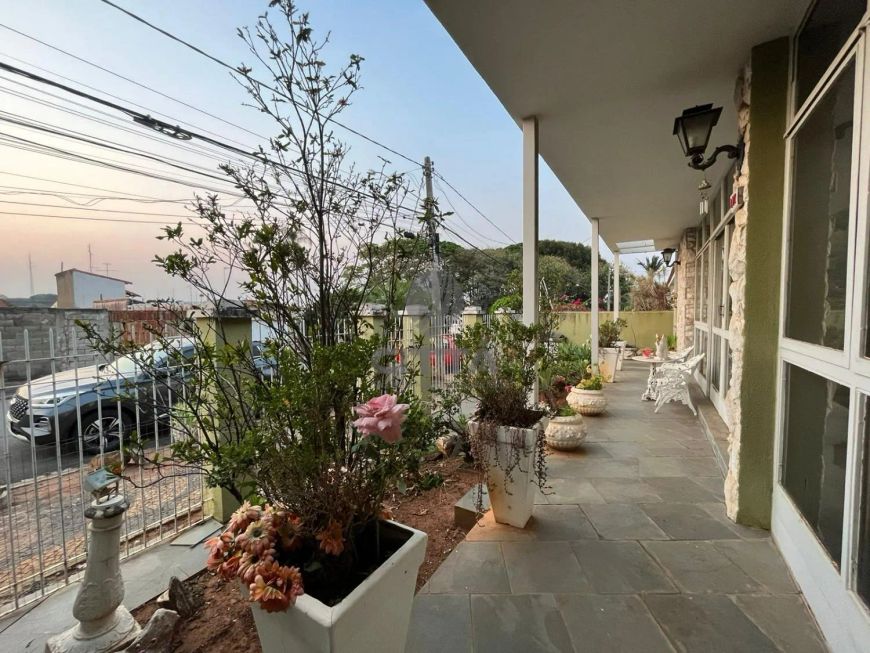 CASA A VENDA NO BAIRRO NOSSA SENHORA AUXILIADORA EM CAMPINAS: