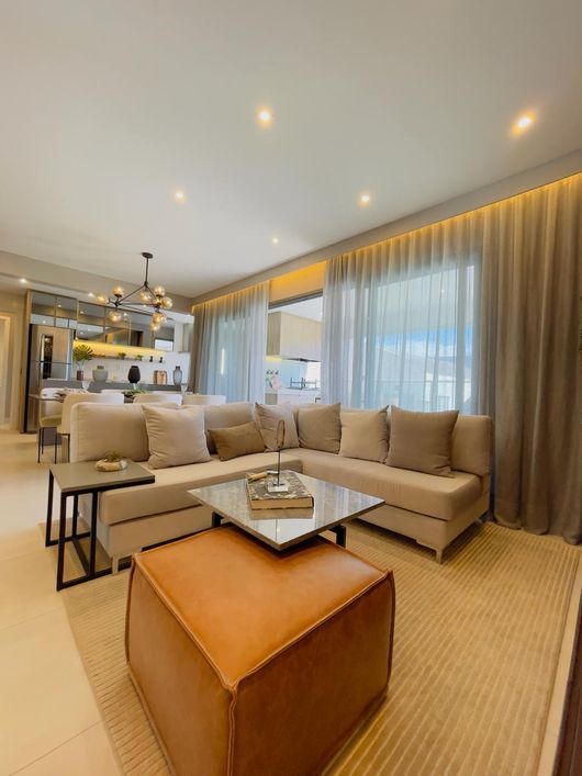 Apartamento mobiliado à venda no Condomínio Sartoria no Taquaral em Campinas - SP.