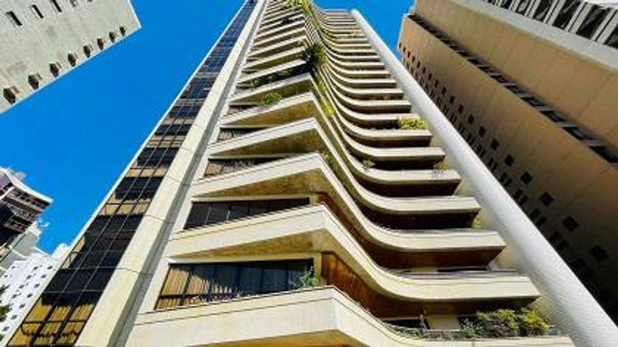 Apartamento Alto Padrão à Venda no Condomínio Saint Peter´s no Cambuí em Campinas - São Paulo.