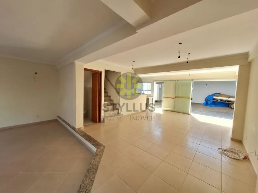 CASA PARA VENDA OU LOCAÇÃO COM 04 DORMITÓRIOS, 01 SUÍTE, 176 M² NO PARQUE IMPERADOR CAMPINAS, SP