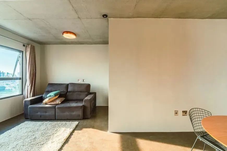 Apartamento mobiliado à venda no Maxhaus 2 no Cambuí em Campinas - SP.