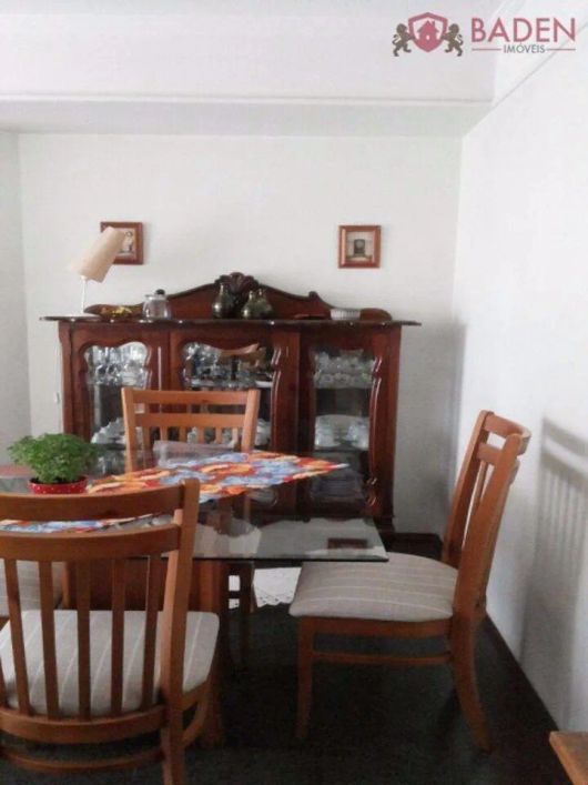 Apartamento à venda em Campinas, Vila Santana, com 2 quartos, com 70 m²