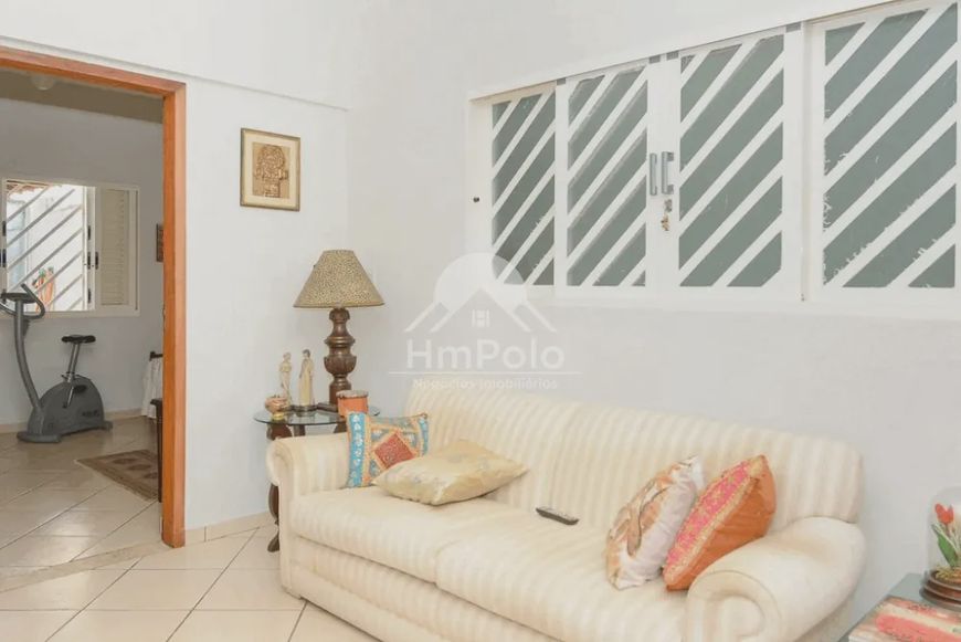 CASA À VENDA COM 4 QUARTOS, 1 SUÍTE E 3 VAGAS NO TAQUARAL EM CAMPINAS/SP.