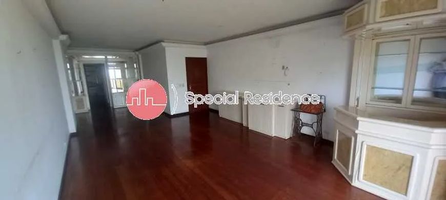 Apartamento - Padrão / Residencial / Barra da Tijuca