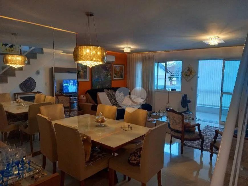 Cobertura com 3 dormitórios à venda, 162 m² por R$ 900.000,00 - Recreio dos Bandeirantes - Rio de Ja