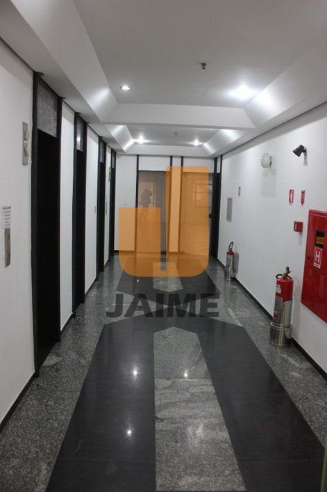 EXCELENTE OPORTUNIDADE DE CONJUNTO COMERCIAL! SUPER LOCALIZAÇÃO!