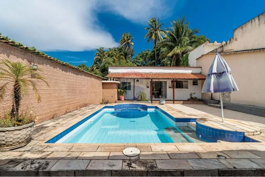 Casa à venda, 3 quartos, edícula, 335m², por R$ 890.000,00, Tauá, Rio de Janeiro, RJ.