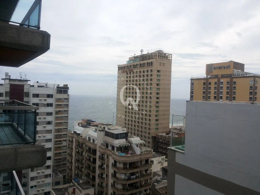 Flat em Ipanema com 1 suíte e lazer completo