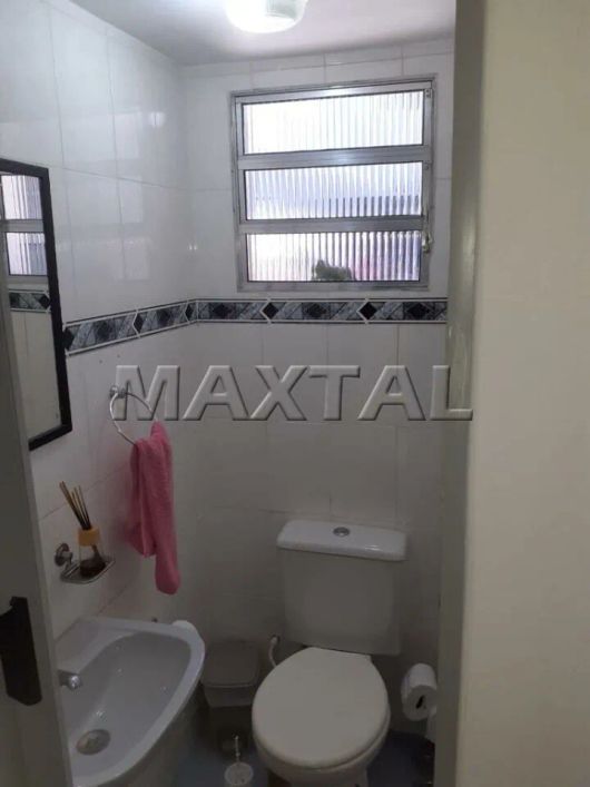 Sobrado 168 m² à venda em Santana, 5 dormitórios, 3 banheiros, quintal com churrasqueira, 2 vagas.
