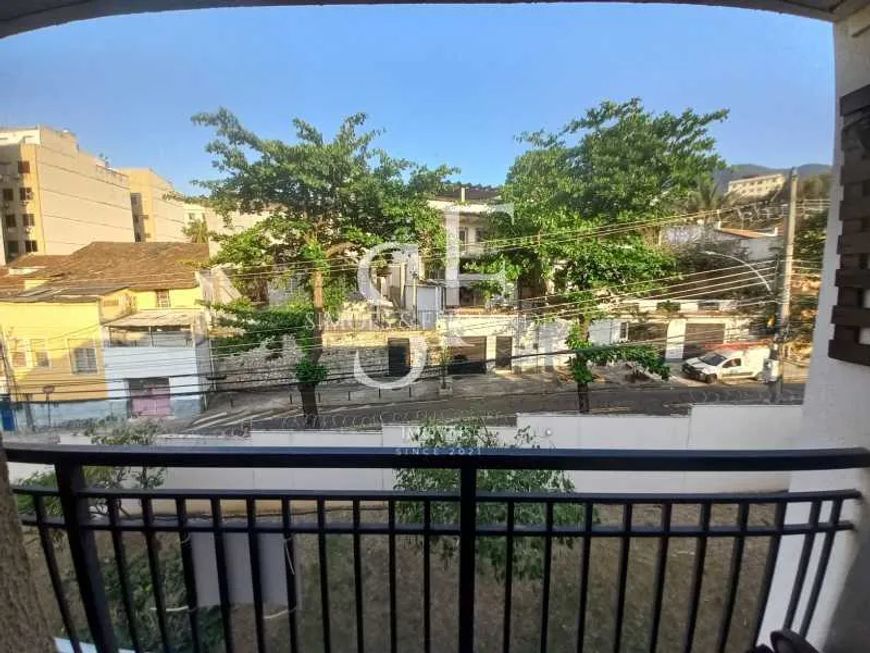 Andaraí - Rua Gastão Penalva - Apartamento 2 quartos, 1 suíte, varanda, 1 vaga.