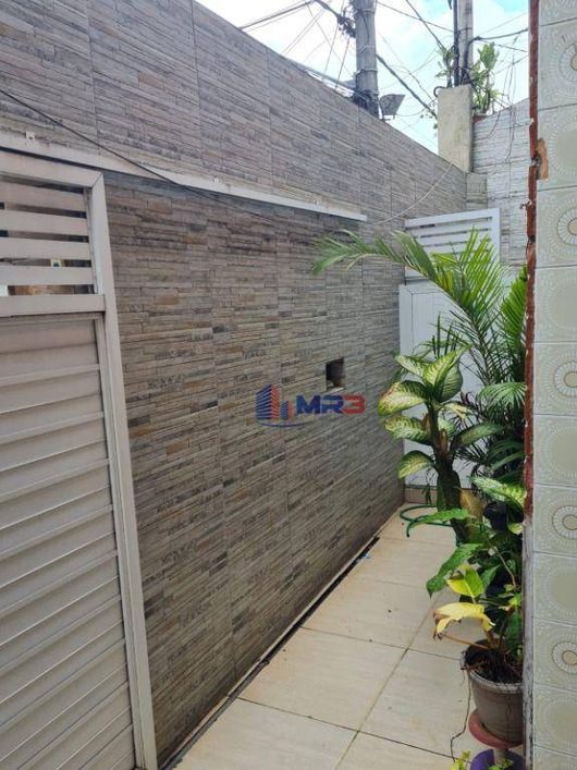 Casa para venda com 6 quartos na Taquara com 170m²