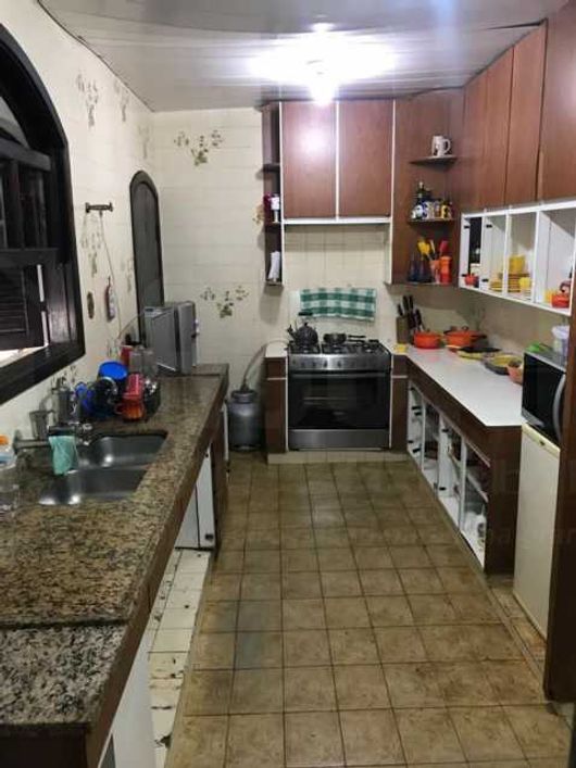 Casa em Condomínio - Triplex / Residencial / Taquara