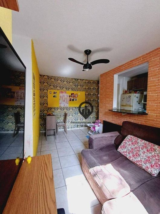 Apartamento com 2 quartos, primeiro andar, à venda, 50 m² por R$ 150.000 - Campo Grande - Rio de Jan