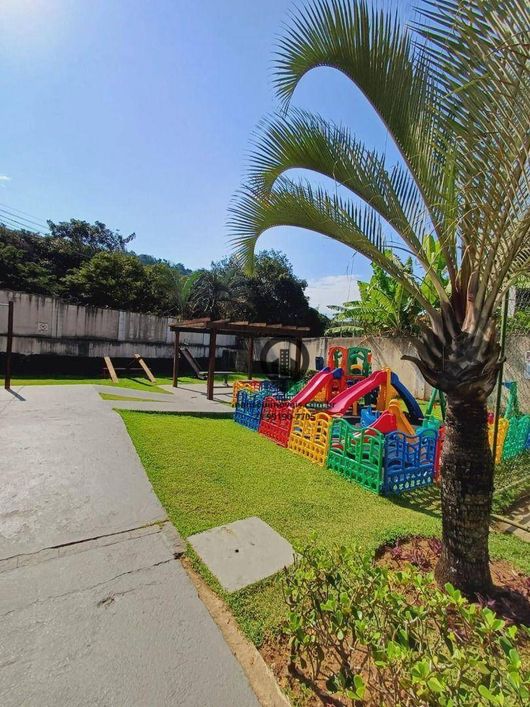 Apartamento com 2 quartos, primeiro andar, à venda, 50 m² por R$ 150.000 - Campo Grande - Rio de Jan