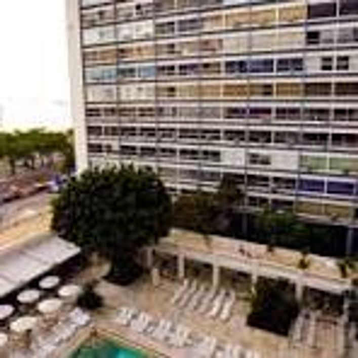 Apartamento para venda tem 300 metros quadrados com 4 quartos em Copacabana - Rio de Janeiro - RJ