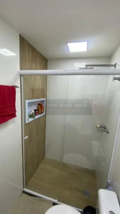 Apartamento à Venda em Parada 40