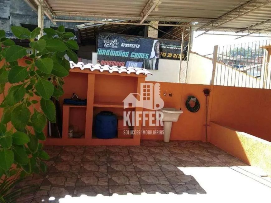 Casa com 3 dormitórios à venda, 250 m² por R$ 320.000,00 - Barro Vermelho - São Gonçalo/RJ