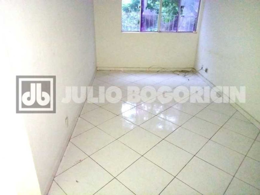 Apartamento Taquara 1 quarto vazio oportunidade Condominio barato
