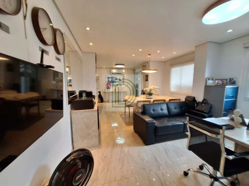 Apartamento Cobertura à Venda no Butantã, com 195m².