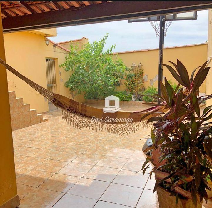Casa com 3 dormitórios à venda, 330 m² por R$ 405.000,00 - Porto da Pedra - São Gonçalo/RJ