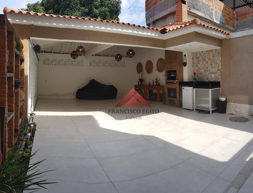 Casa com 3 quartos à venda, 200 m por 520.000 - Barro Vermelho - São Gonçalo/RJ