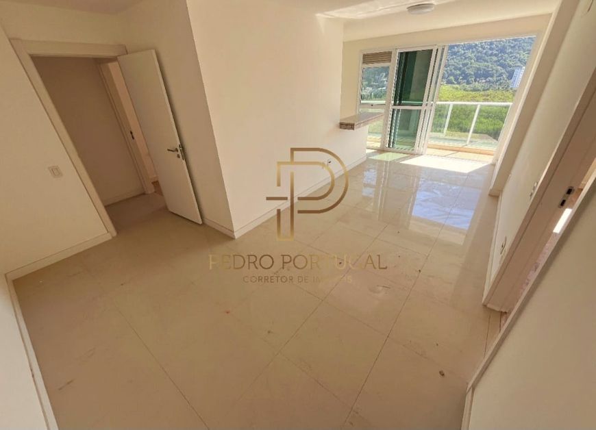 Apartamento para venda possui 80 metros quadrados com 2 quartos