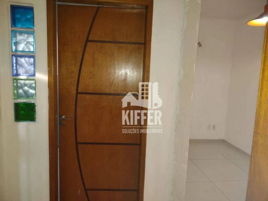 Sobrado à venda, 244 m² por R$ 650.000,00 - Coelho - São Gonçalo/RJ