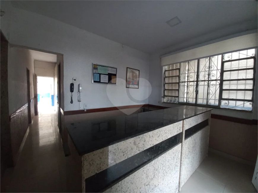 Prédio inteiro à venda em Jardim Alcântara - RJ