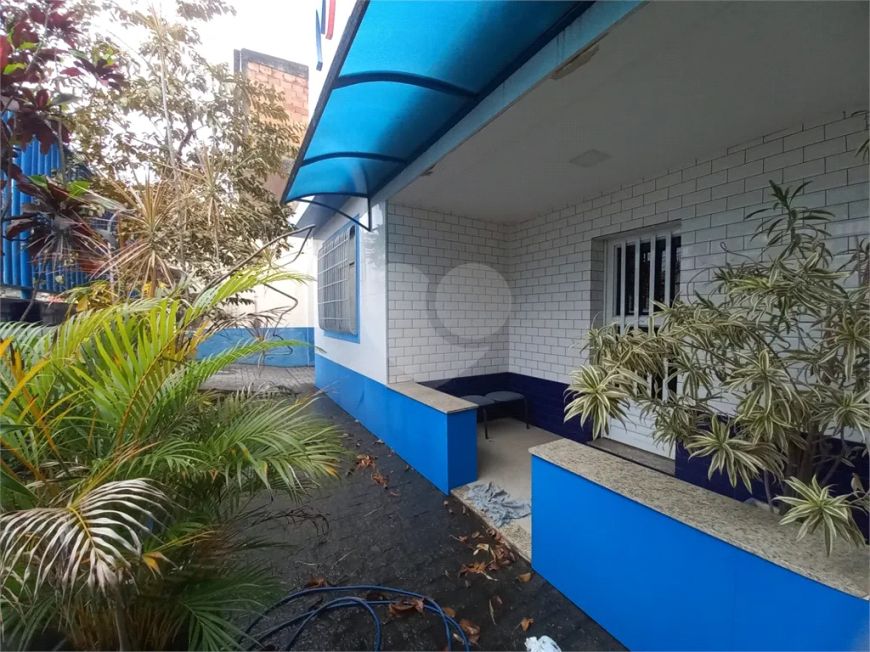 Prédio inteiro à venda em Jardim Alcântara - RJ