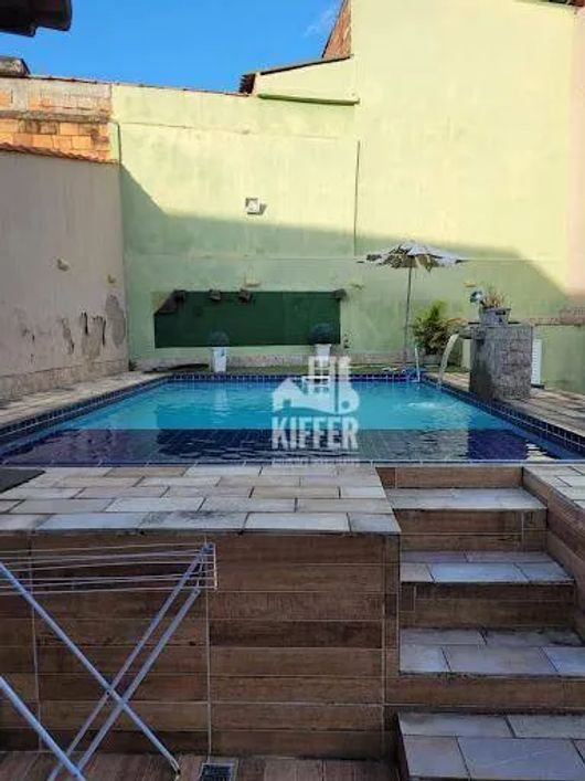 Casa com 2 dormitórios à venda, 350 m² por R$ 550.000,00 - Barro Vermelho - São Gonçalo/RJ
