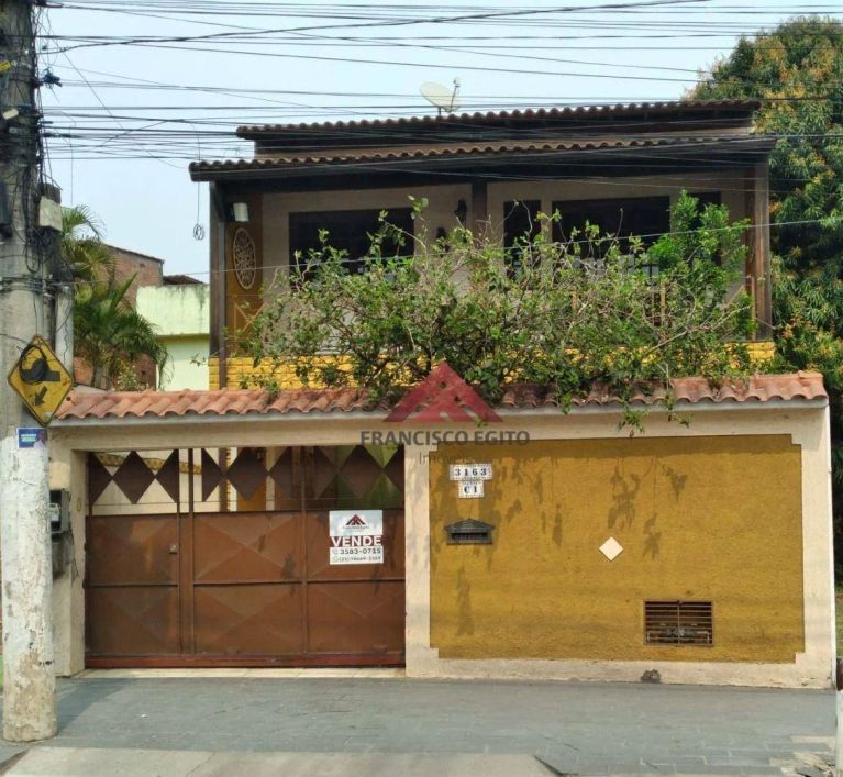 Casa Duplex proxima ao Shopping São Gonçalo com 3 quartos.