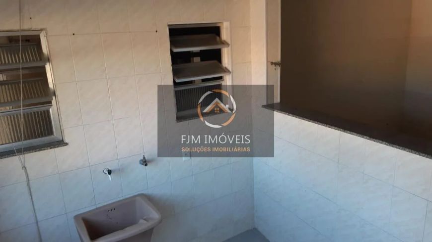 Venda de Apartamento 76m² em Porto da Pedra - R$380.000