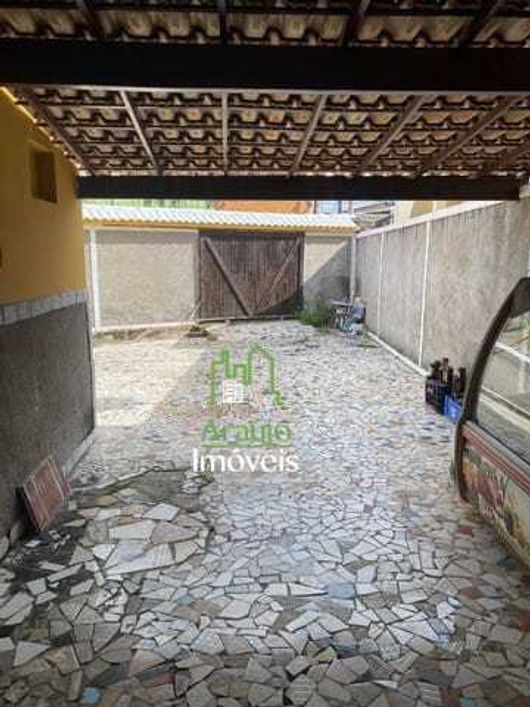 Casa para venda tem 96m² em terreno de 420m² com 3 quartos em Barro Vermelho - São Gonçalo - RJ