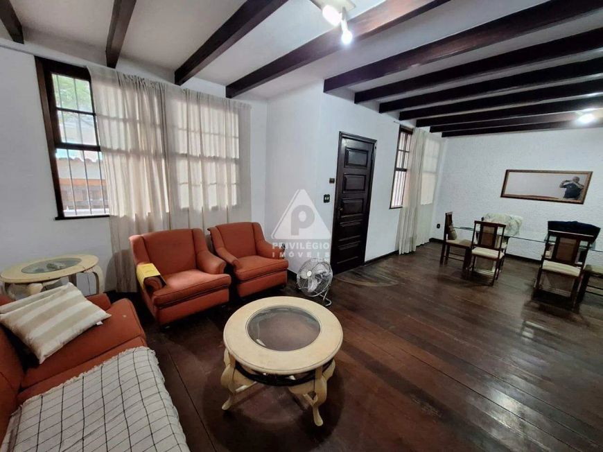 Excelente casa para fins comerciais ou residenciais, coração da Freguesia, 306m², 5 quartos - 5 vaga