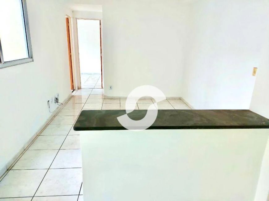 Apartamento com 2 dormitórios à venda, 60 m² por R$ 220.000,00 - Barro Vermelho - São Gonçalo/RJ