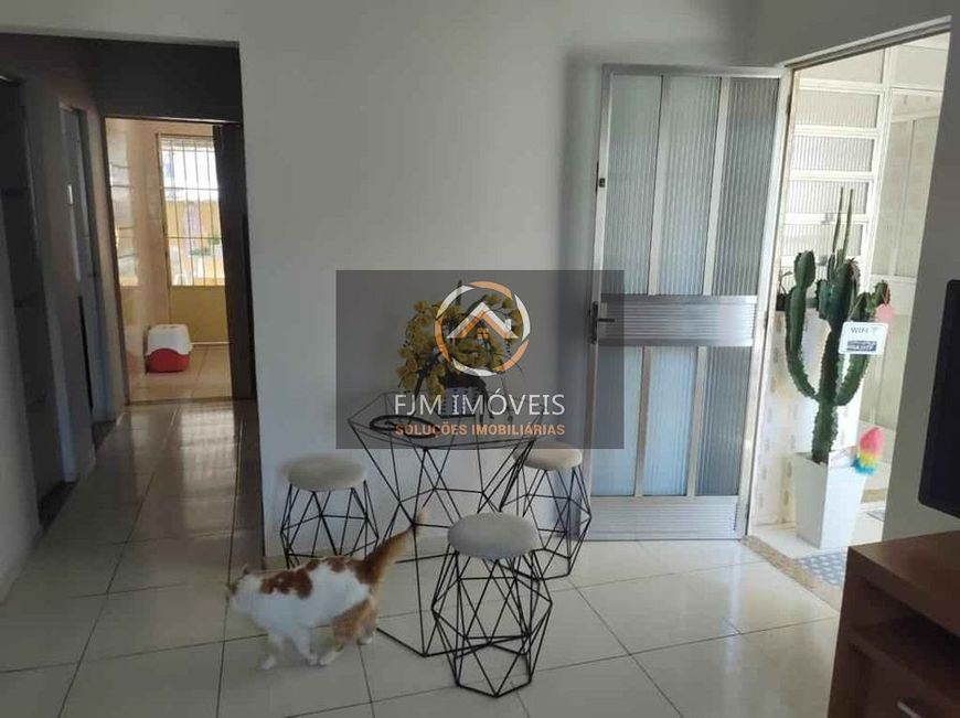 Casa em Barro Vermelho - São Gonçalo: 126m², 3 dormitórios, 1 suíte, 2 banheiros por R$317.000 para