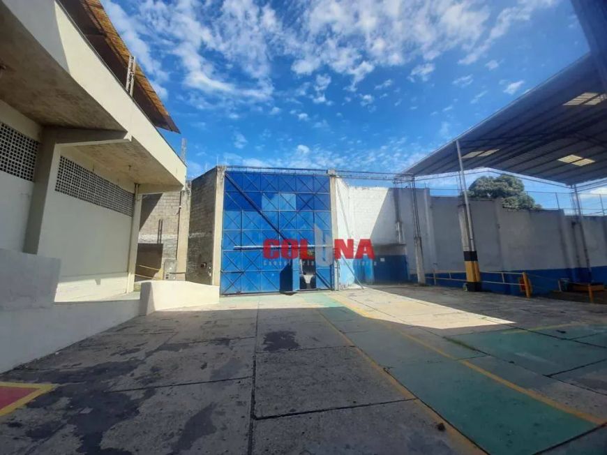 Galpão para alugar, 2640 m² por R$ 20.000/mês - Laranjal - São Gonçalo/RJ