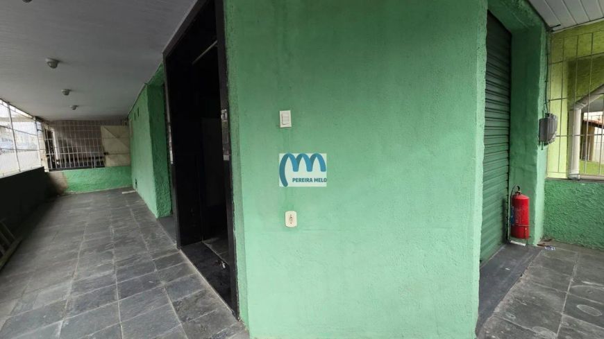 Vendo loja com 91.60m2 próxima Igreja Matris de SG.