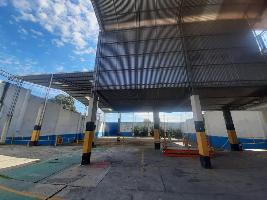 Galpão/Depósito/Armazém para aluguel possui 2800 metros quadrados em Laranjal - São Gonçalo - RJ
