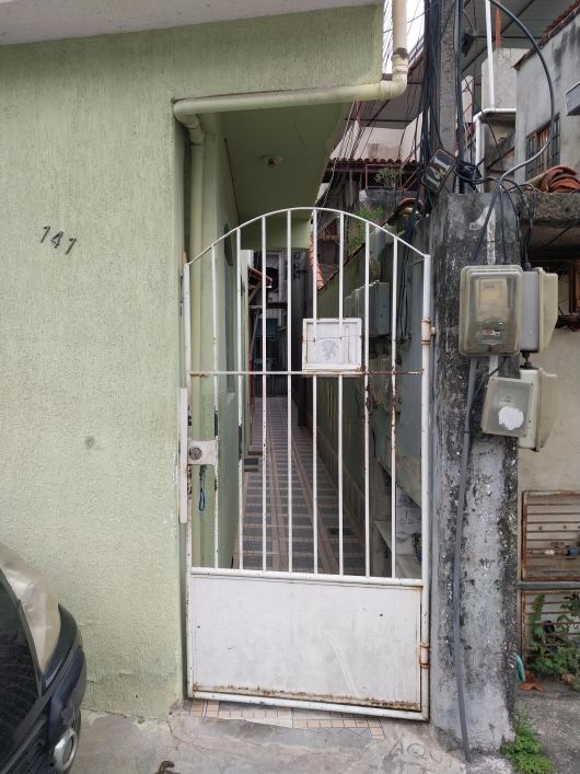 Vende ótima casa 1qto. com quintal em São Gonçalo, Porto Novo