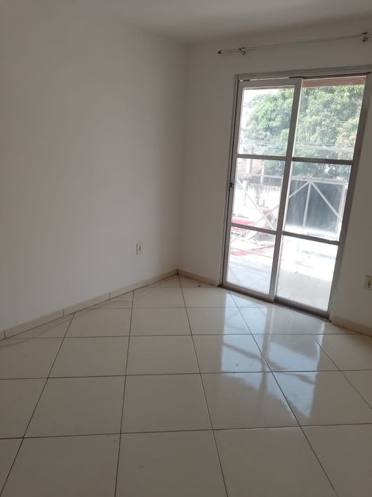PORTO DA PEDRA- Casa Duplex- Vazia- 2 Quartos- Garagem- Só R$ 220.000,00- Ac. Caixa-