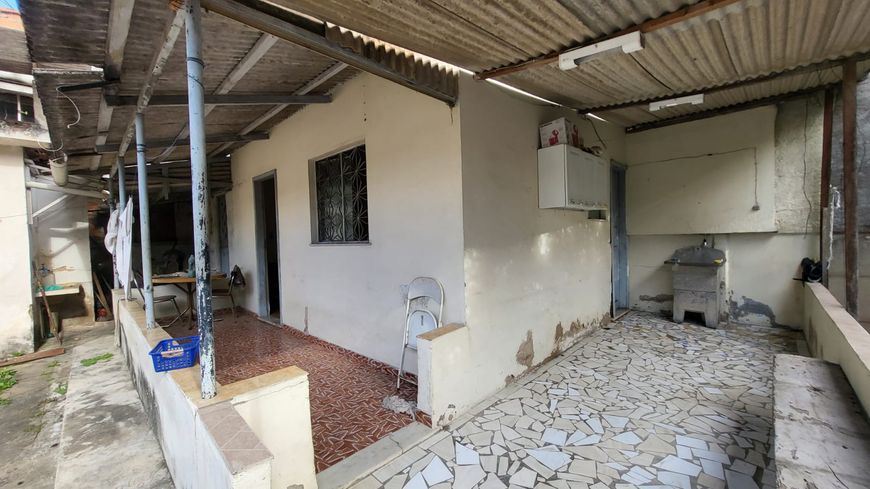 Terreno com 3 casas 630 m Porto Novo - São Gonçalo - RJ