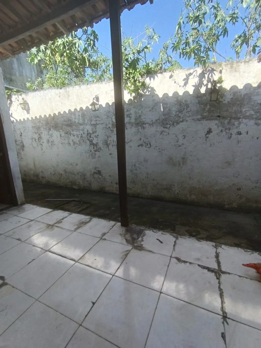 Imóvel para VENDA. Possui 75 metros quadrados com 2 quartos em Vista Alegre - São Gonçalo - RJ.