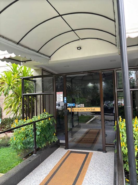 Colubandê - Apartamento 2 quartos/Prédio da Marinha.
