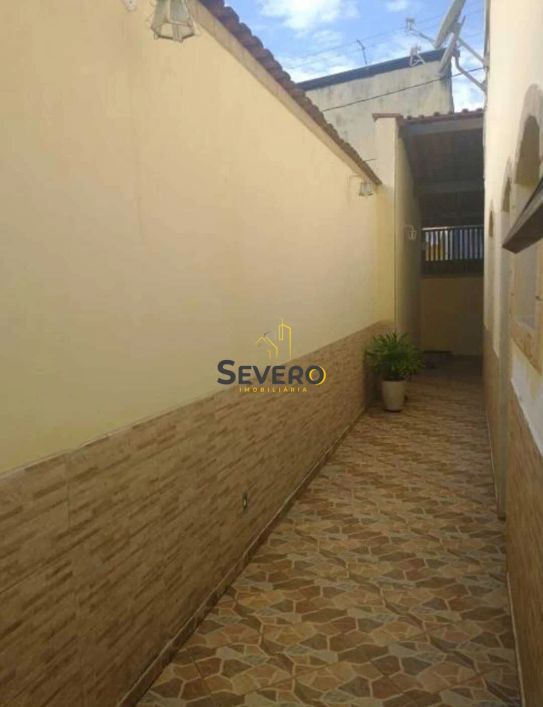 Casa à venda no bairro Barro Vermelho - São Gonçalo/RJ